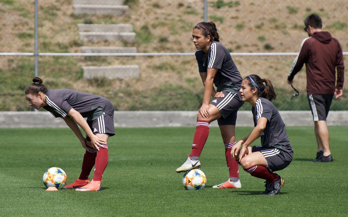 La Selección Mayor Femenil emprendió su viaje a Holanda