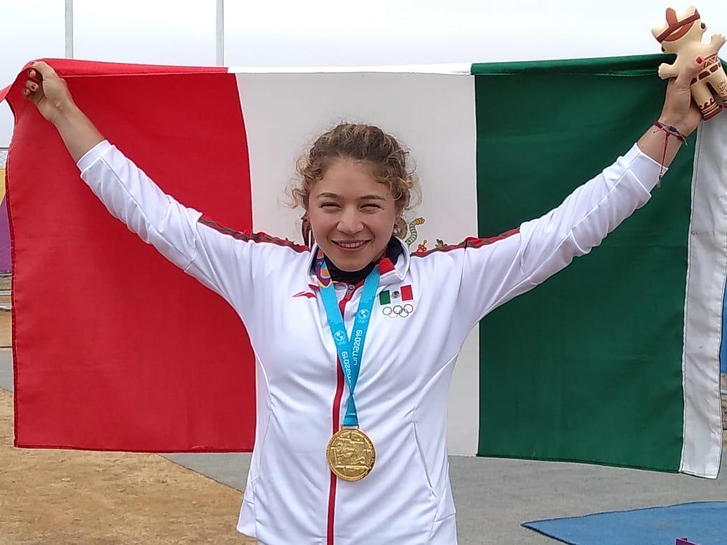 Beatriz Briones, primera mexicana en la historia en ganar oro en canotaje panamericano