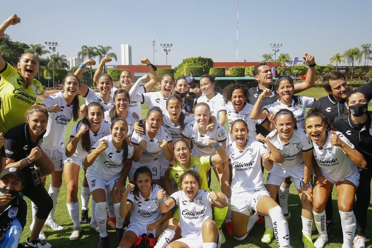 QUERÉTARO FEMENIL. LUCHA, PERSEVERANCIA, ESFUERZO Y CORAZÓN.